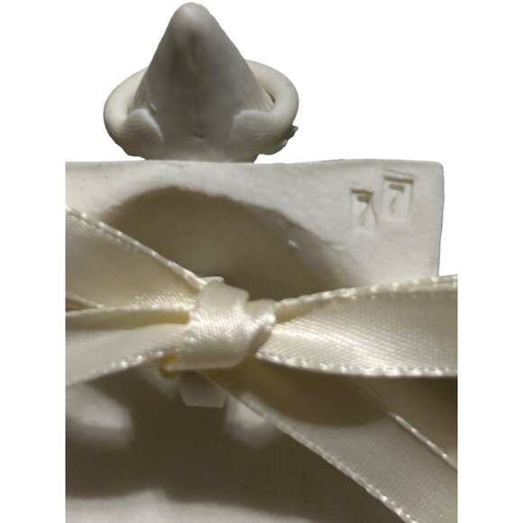 Margaret Furlong Designs Sunflower Angel Special Edition 1996 Ceramic Ornament - Picture 7 of 11